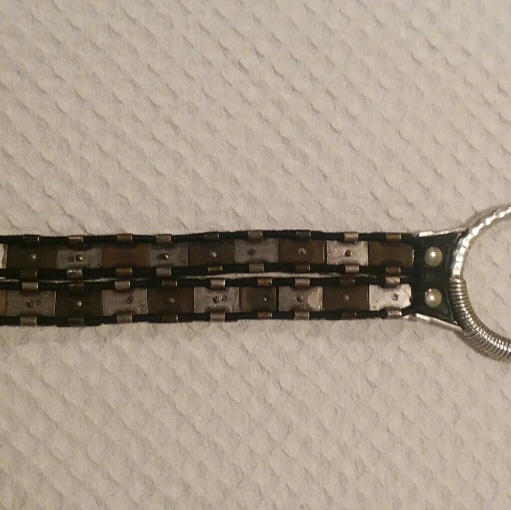 Chico's Wide Leather And Metal Belt